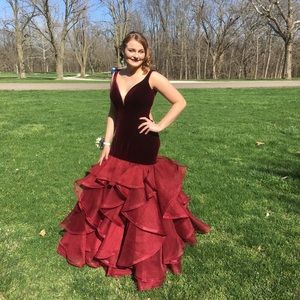 Red Alyce Paris Prom Dress